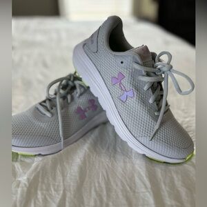 Under armour shoes - youth size 5 - new no box